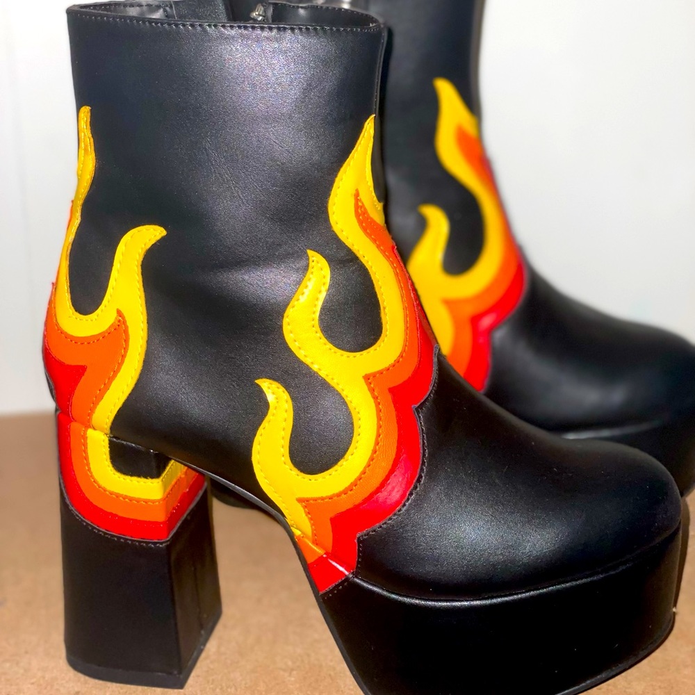 Ankle boots